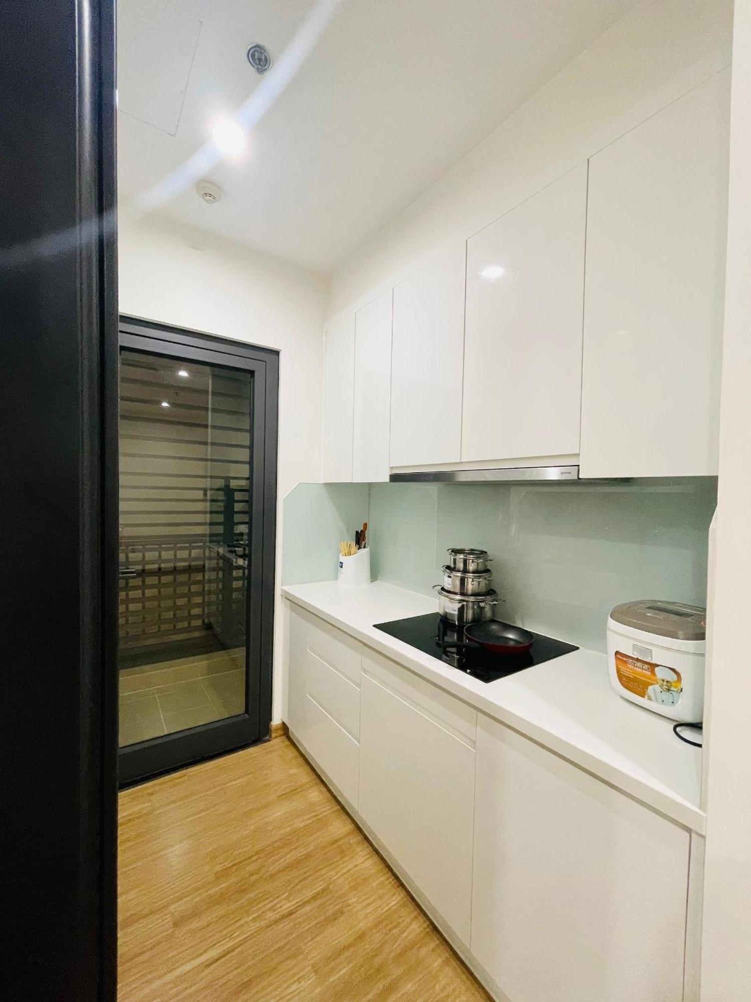 Nanahousing-Vinhomes Skylake-Luxury Apartment Near Keangnam Hanoi Exterior photo